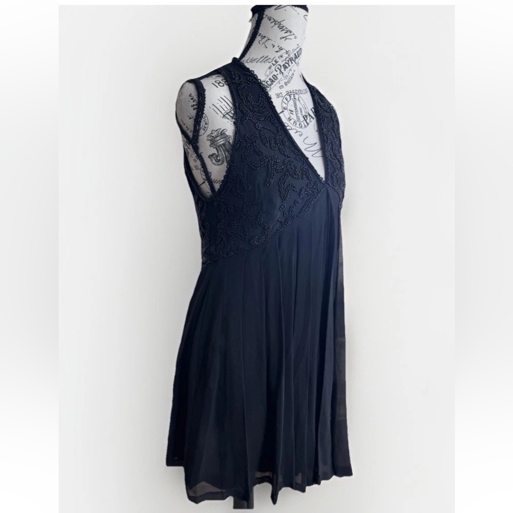 Vintage 90s Carmen Marc Valvo Black Mini Silk Beaded Pleated Babydoll Dress 4